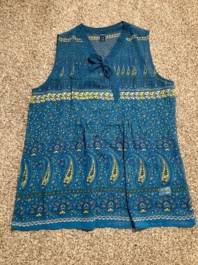 Old Navy Blue Paisley Tie-Front Sleeveless Sheer Camisole